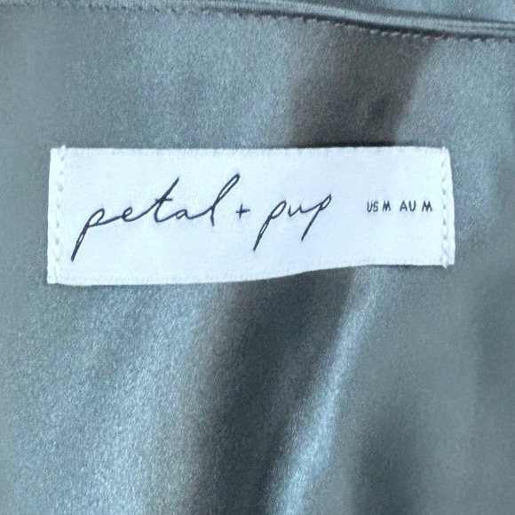 Petal & Pup Selma Off Shoulder Satin Cowl Neck Ruched Side Tie Maxi Dress Sz M - Picture 4 of 10